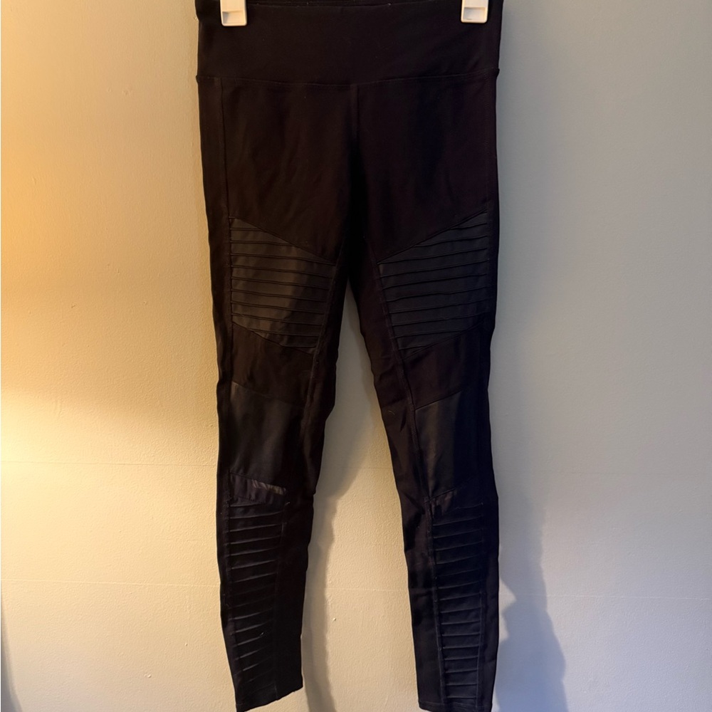 ALO Yoga Leggings